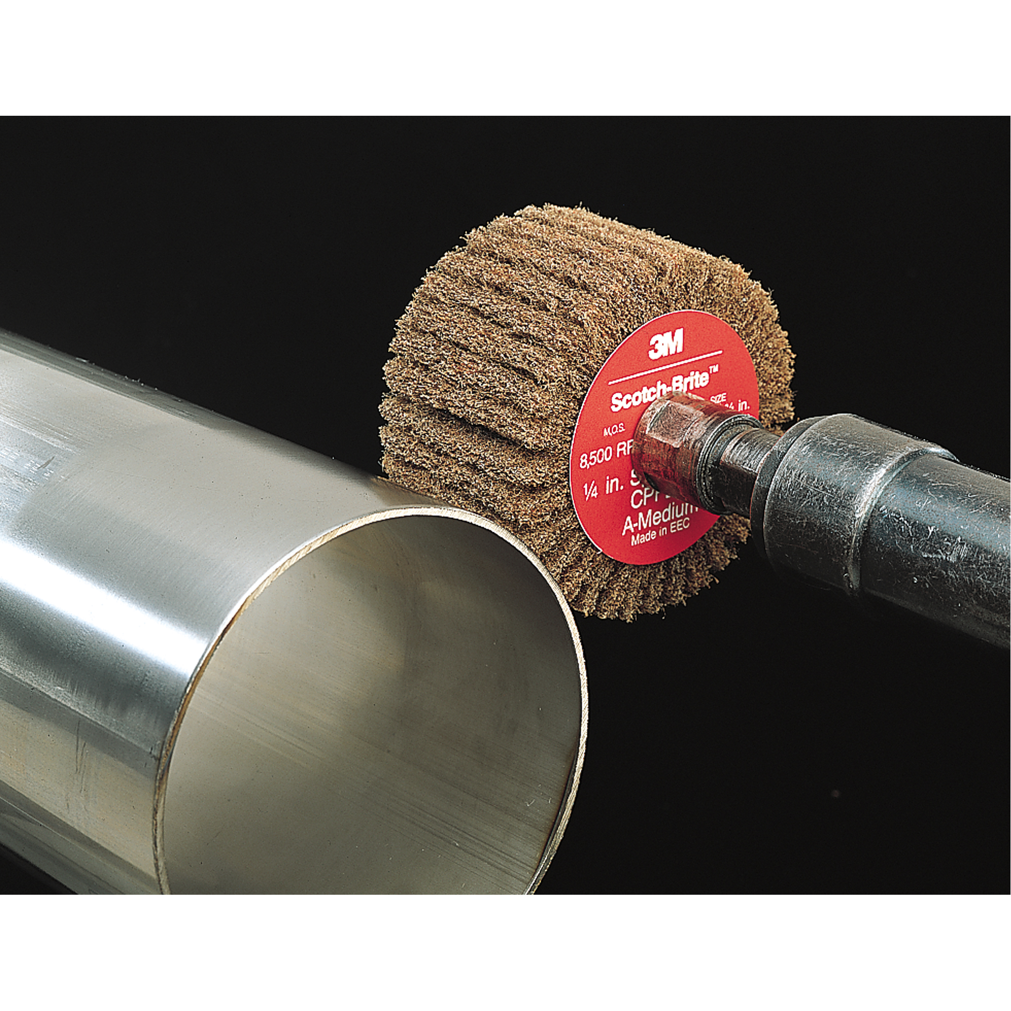 Brosses à lamelles Scotch-BriteMC, 2" dia. x 1" la, Arbre 1/4", Oxyde d'aluminium