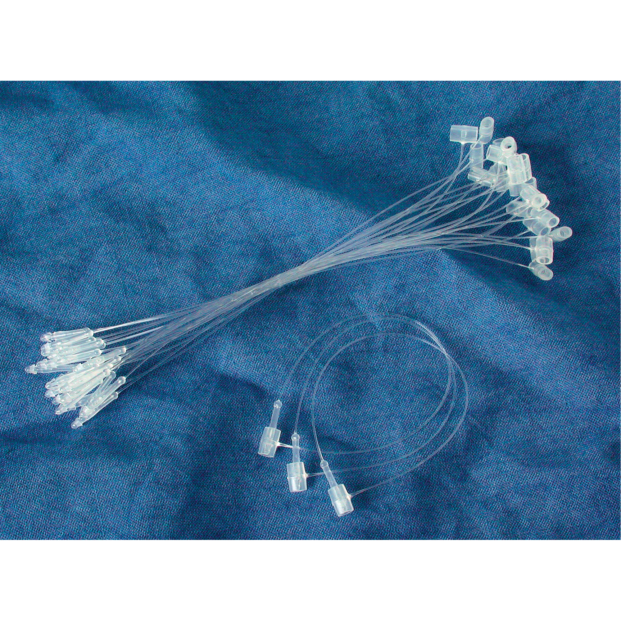 Attaches plastique