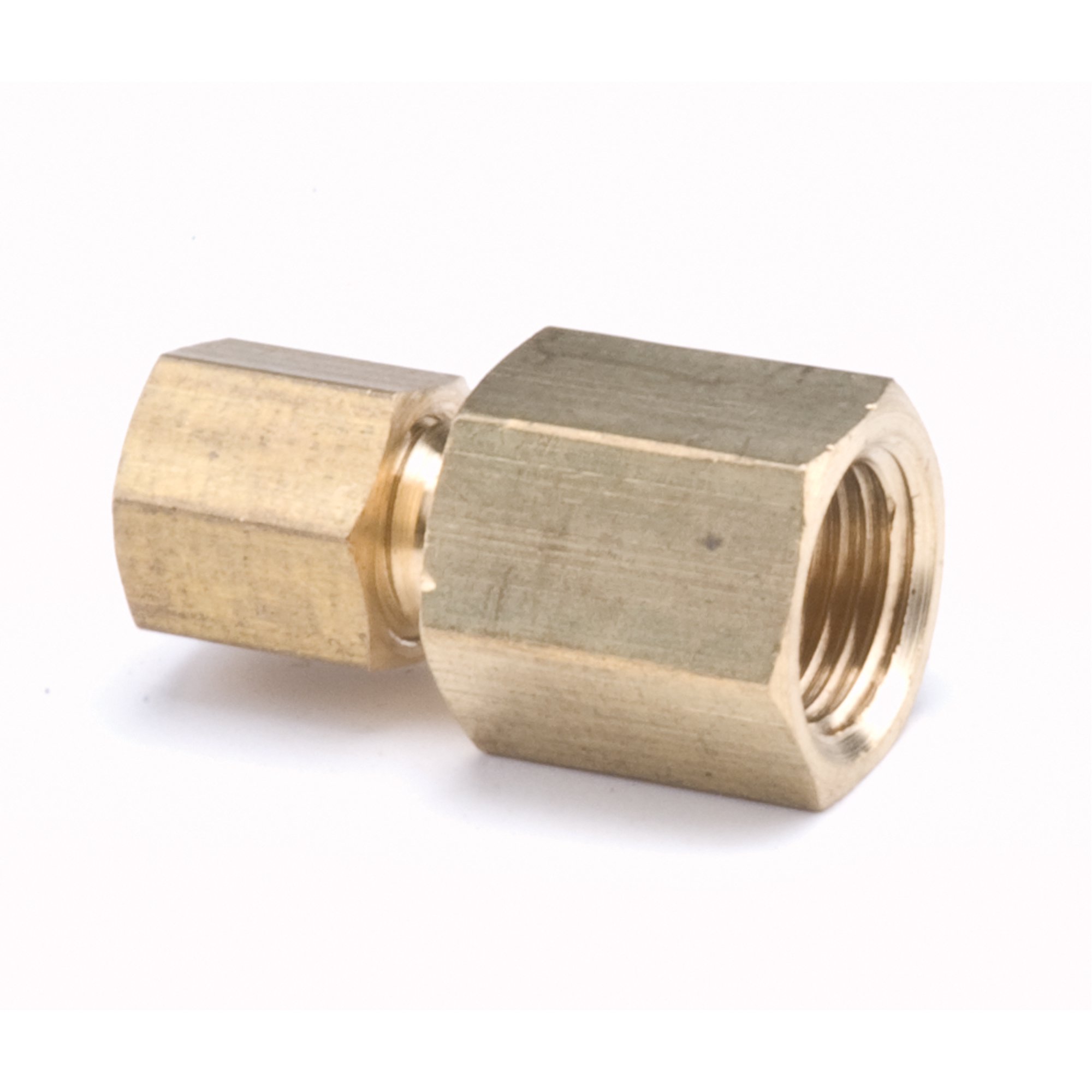 RACCORD DE COMPRESSION-TUBE À TUYAU FEMELLE, 3/4" x 1/2"