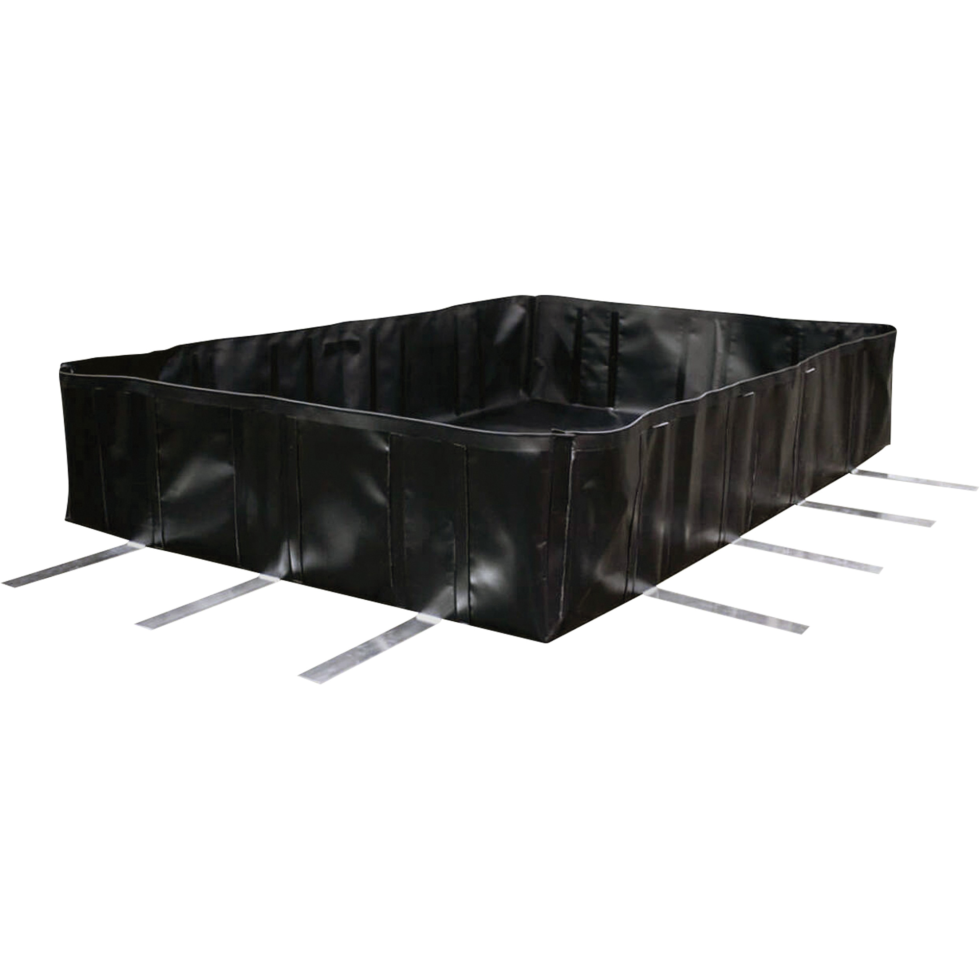 Berme Stinger, Capacité 3591 gal. US, 24' la x 10' lo x 24" h, Support en L