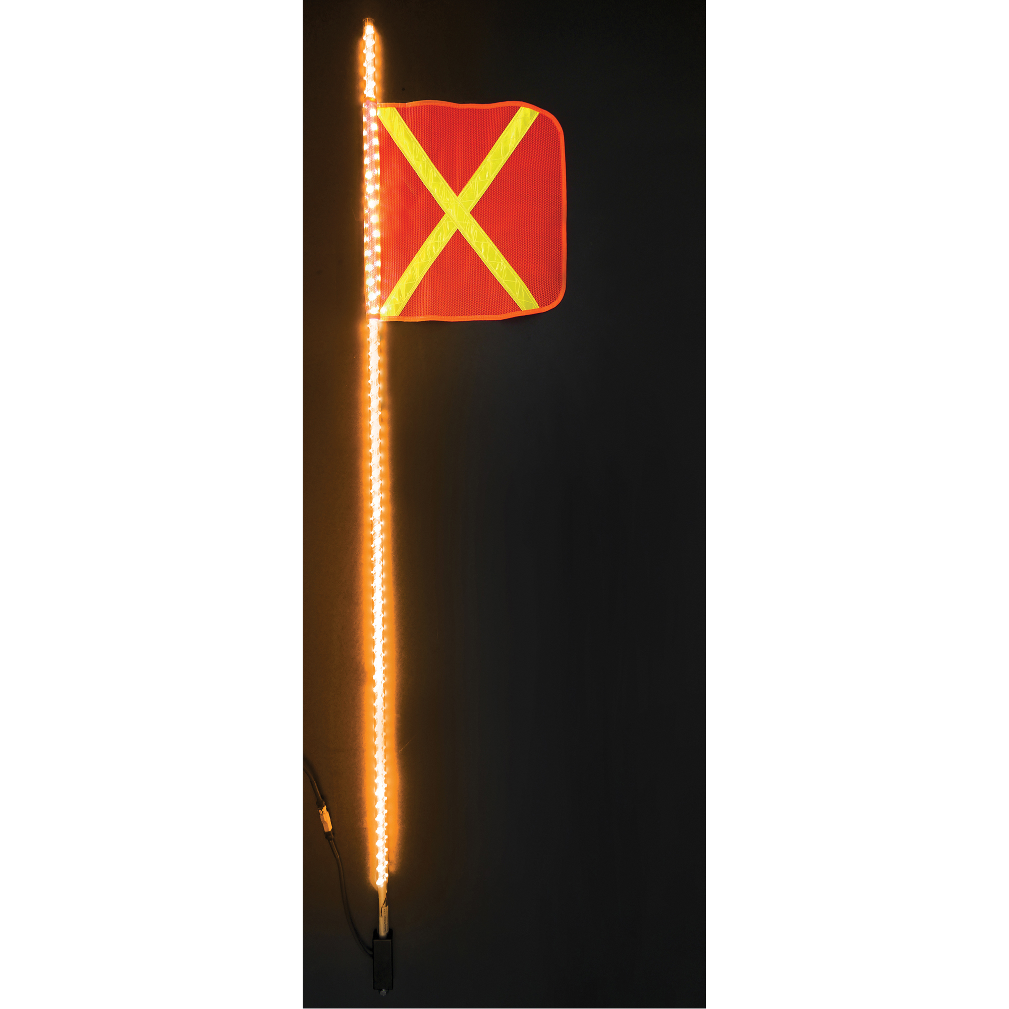 Fanions DEL robustes Safety WhipMD, Fixation Attelage, Hauteur 6, Orange avec X réfléchissant