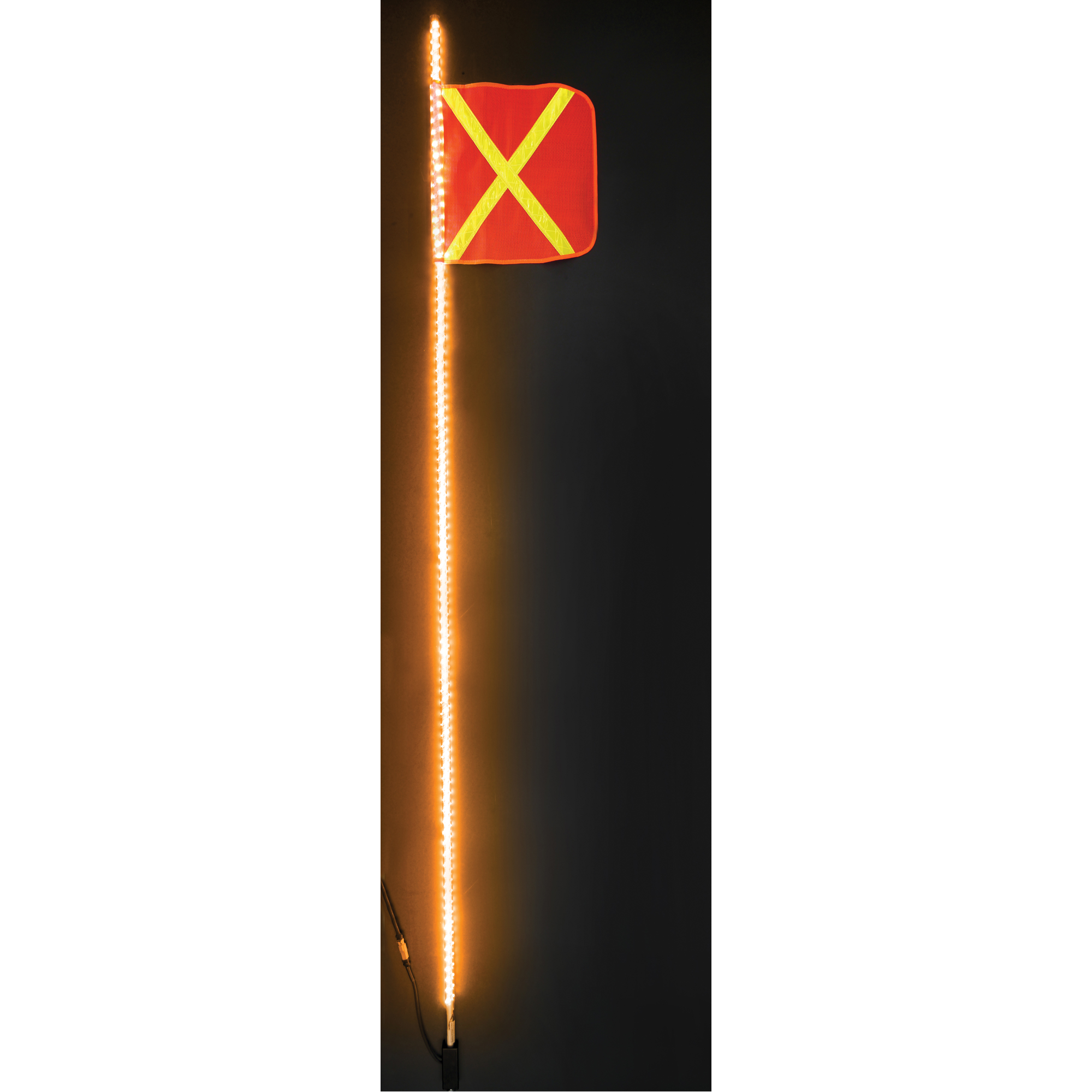 Fanions DEL robustes Safety WhipMD, Fixation Attelage, Hauteur 8, Orange avec X réfléchissant