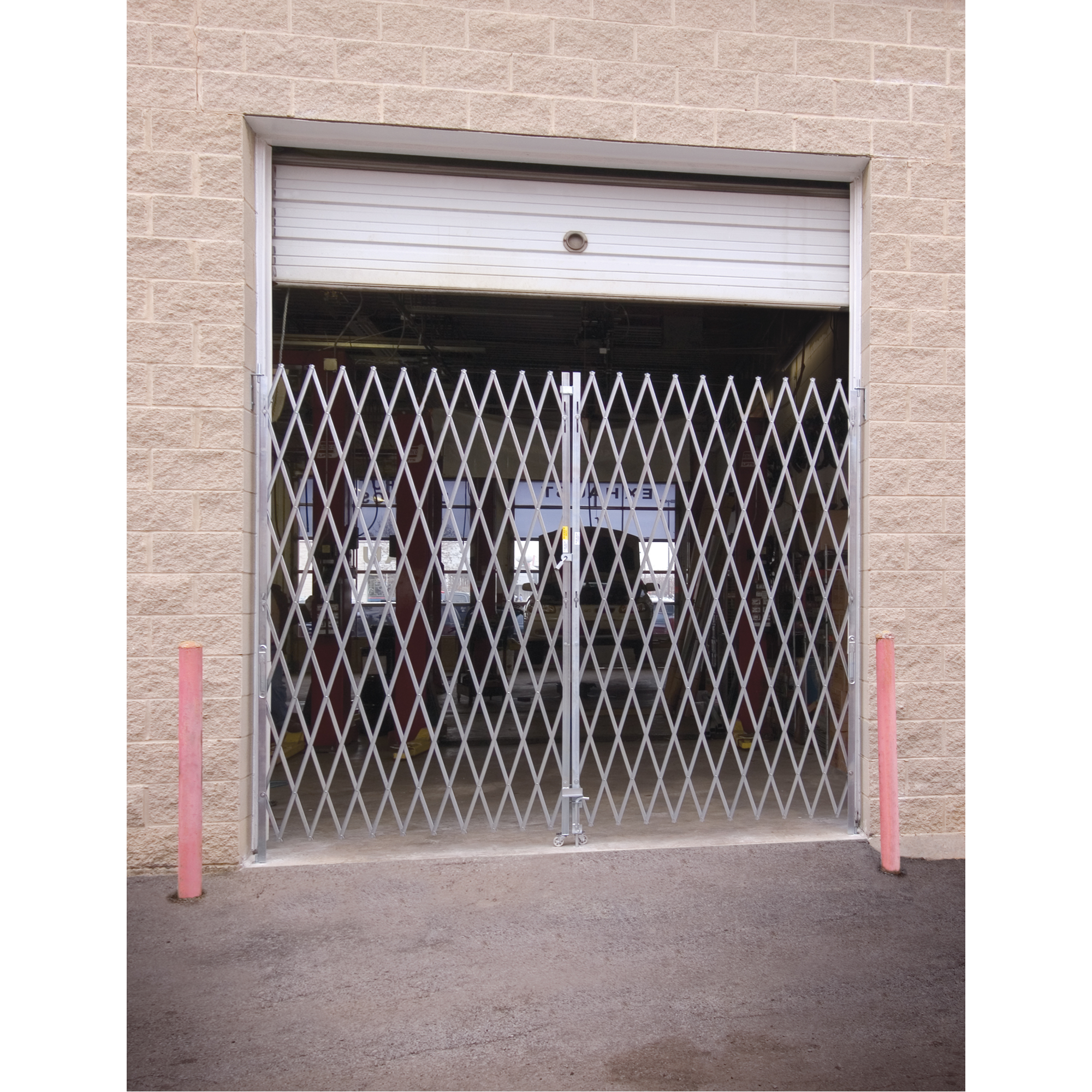 Barrières de sécurité galvanisées repliables, Repliable double fixe, 10' lo x 7' h déployé – Image 4