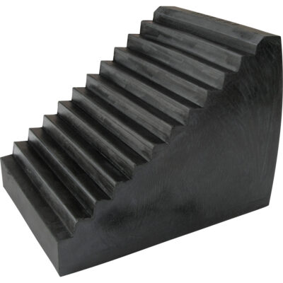 Cale de roue, 9-1/2" x 6-1/2" x 7-1/2", Noir