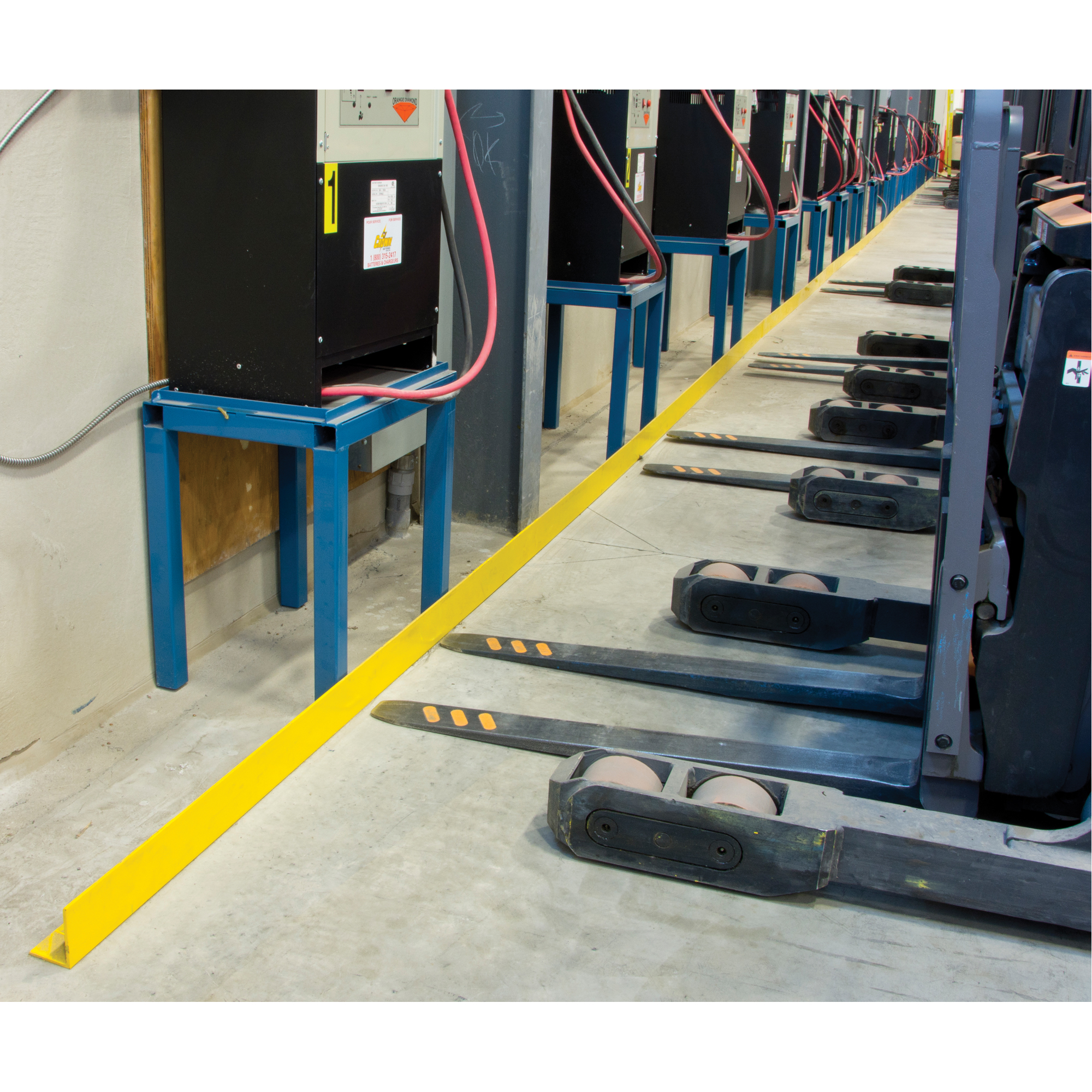 Rails protecteurs arrêts de charge avec ancrage au sol, Acier, 48" lo x 5" h, Jaune
