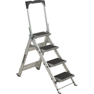 Échelle escabeau avec roues pivotantes, 4 marches, 44,25" x 22,13" x Hauteur 59"