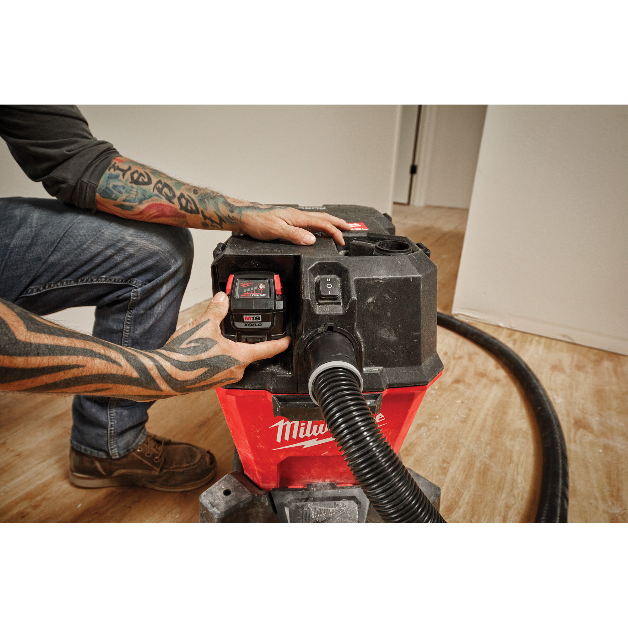 Aspirateur sec/humide sans fil M18 FuelMC, 18 V, Capacité 6 gal. – Image 4