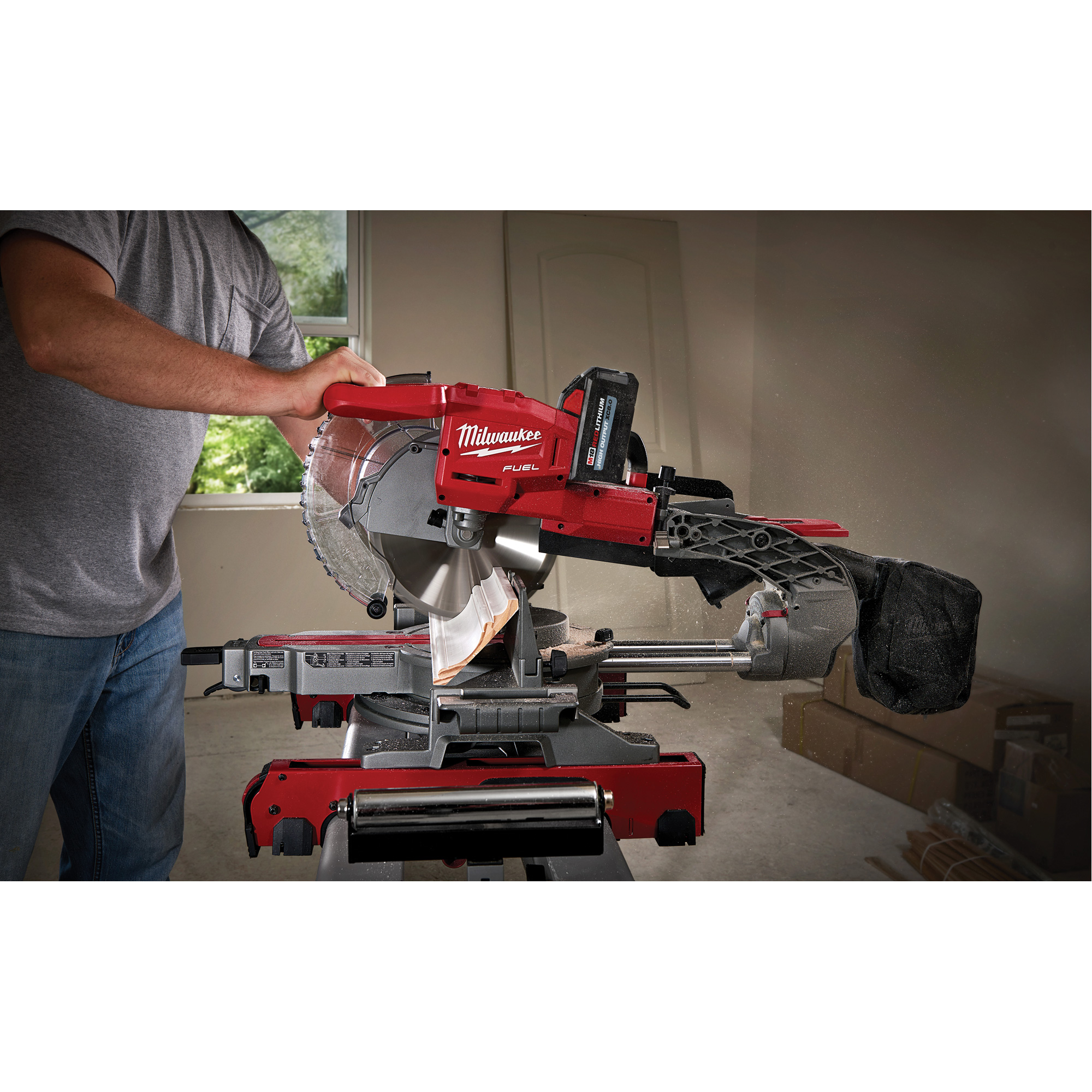 Ensemble scie à onglets combinés coulissante à biseau double M18 FuelMC – Image 4
