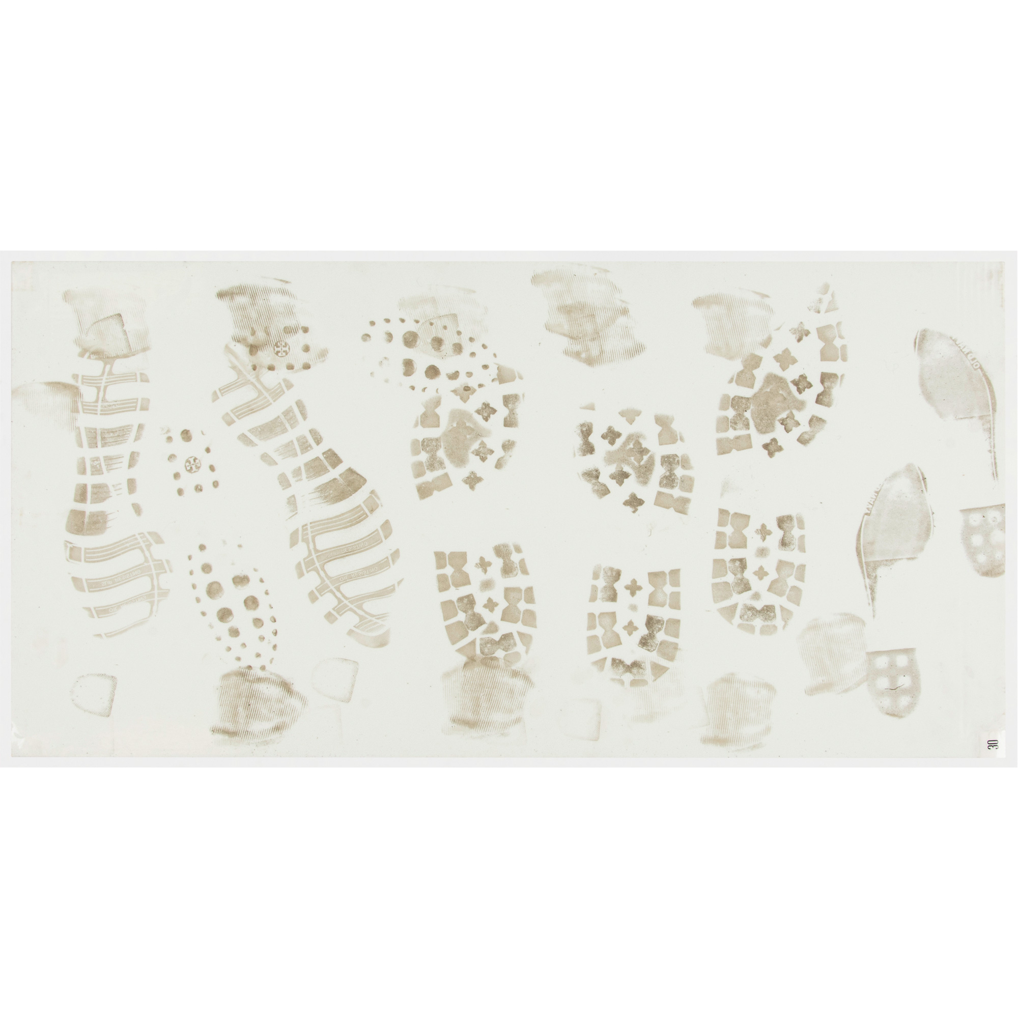 Ensemble de cadre et tapis pelables de salle blanche, Épaisseur 1,57 mils, 18" la, 3-3/4' lo x Blanc