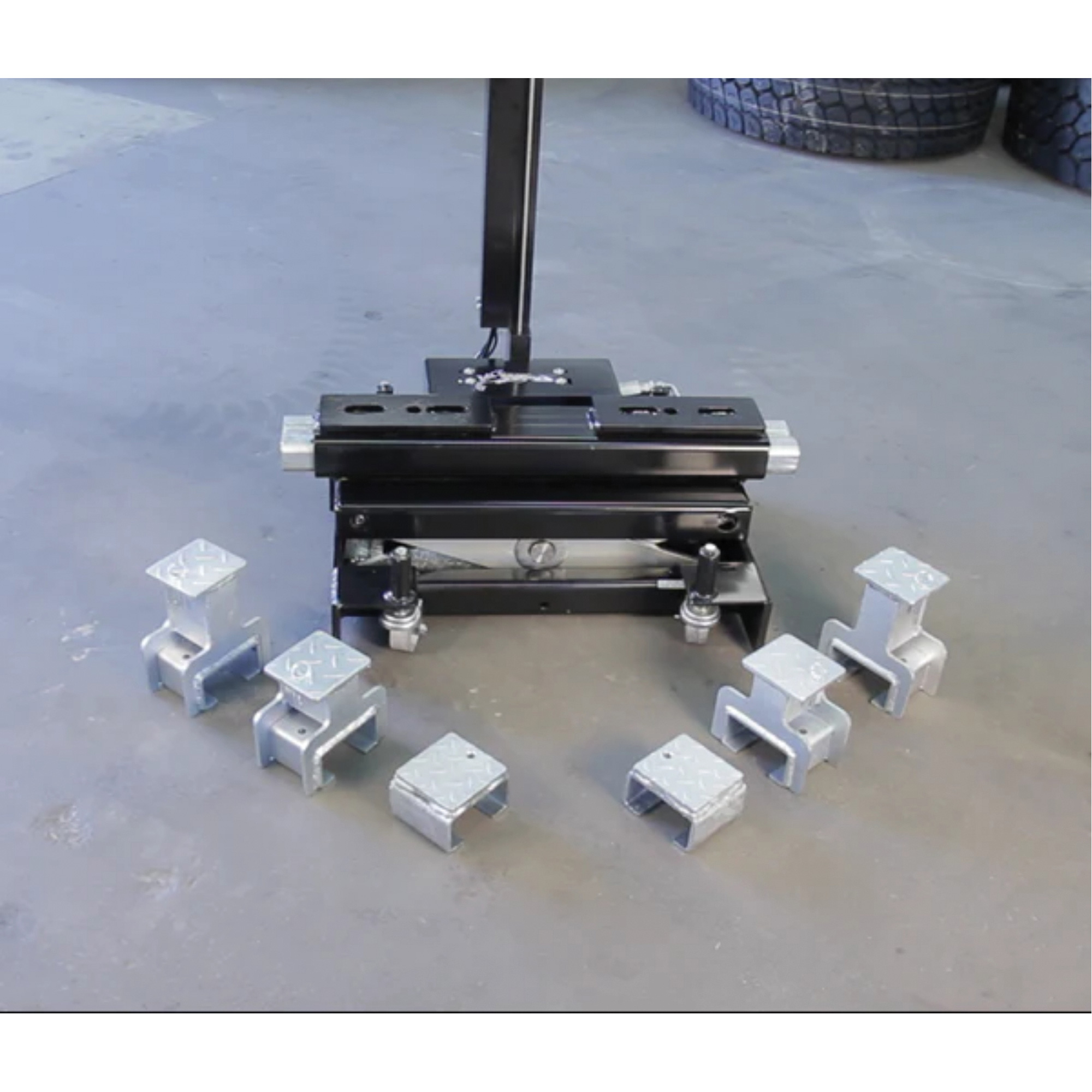 Cric de levage d’extrémité par pare-chocs, Capacité de 12 tonne(s), 8" - 15-3/4" h – Image 3
