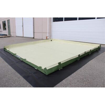 Berme de déversement Insta-Berm Easy-Riser, Capacité 1122 gal. US, 12' la x 25' lo x 6" h, Support à charnière