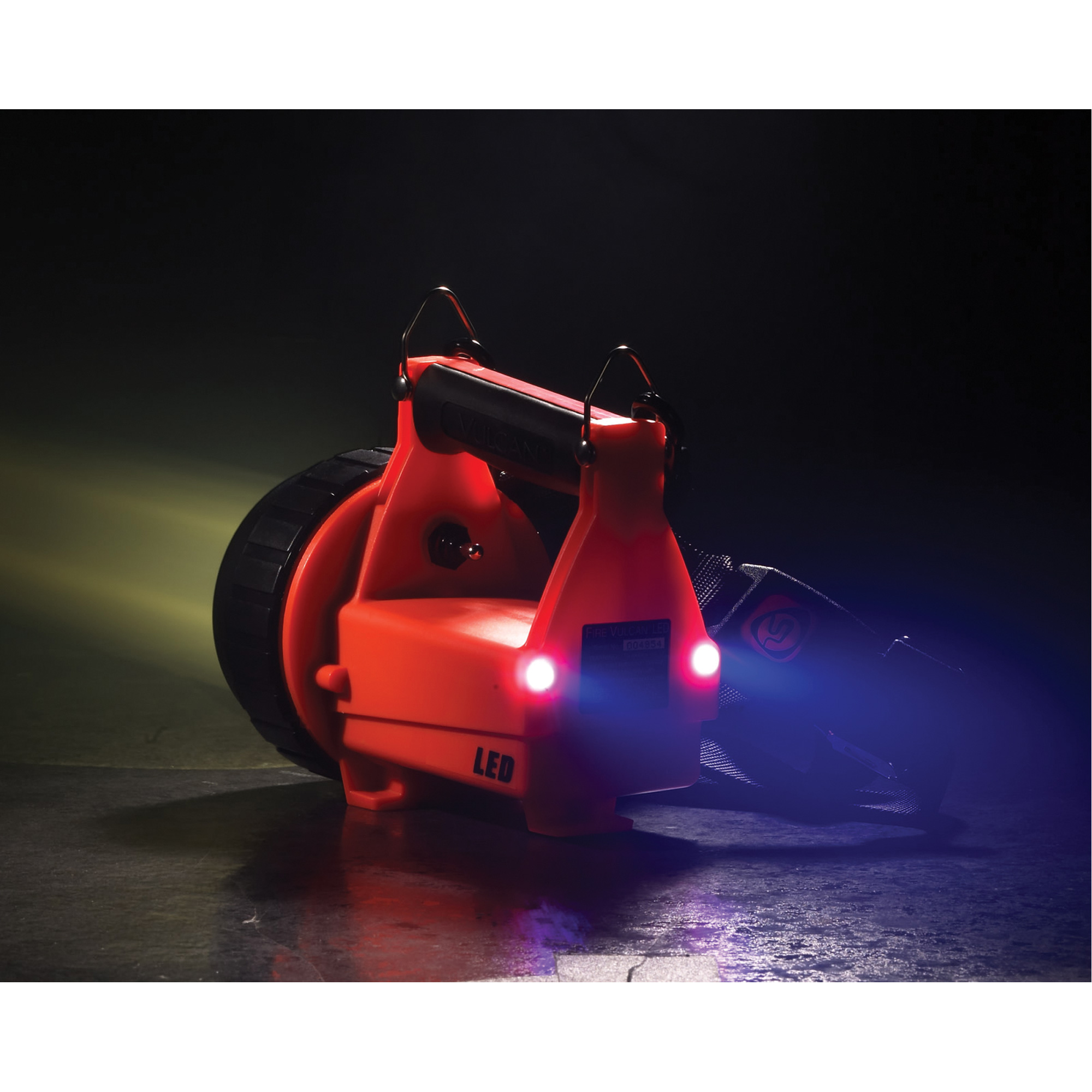 Lanterne Fire VulcanMD, DEL, 180 lumens, 4,25 hres de fonctionnement, piles Rechargeable, Compris – Image 2
