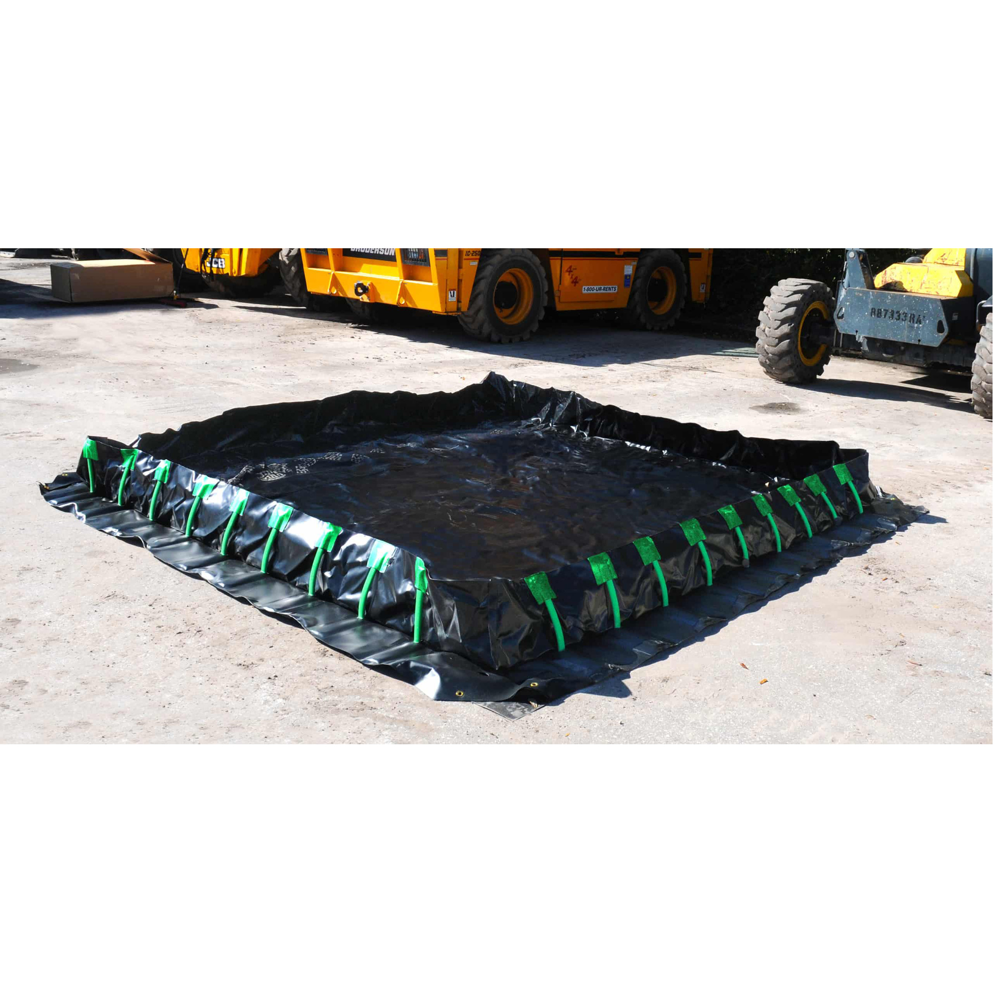 Berme Ultra-Containment BermMD, Capacité 3740 gal. US, 10' la x 50' lo x 12" h, Paroi à piquets