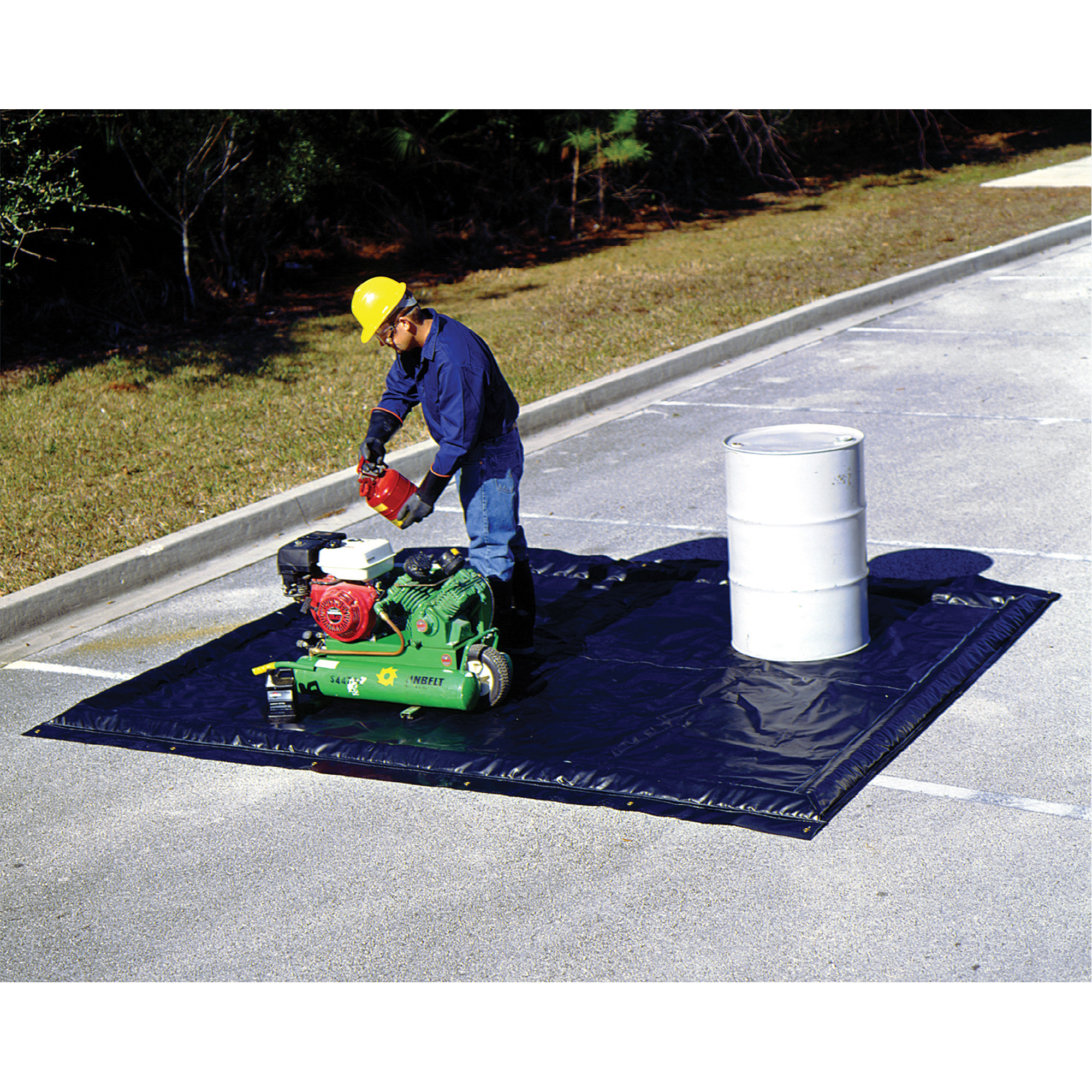 Berme Ultra-Containment BermMD, Capacité 55 gal. US, 6' la x 8' lo x 2" h, Paroi en mousse