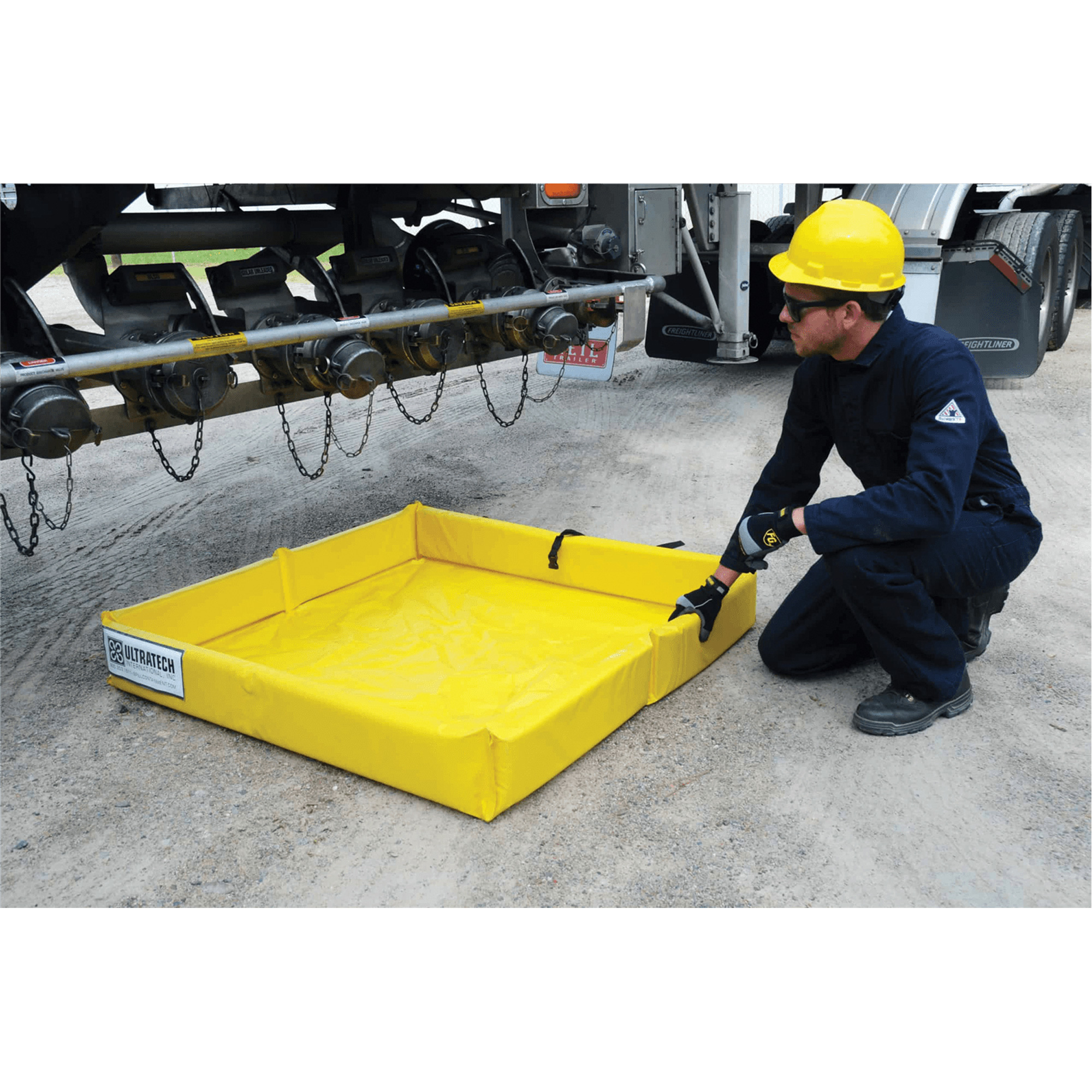 Mini berme Ultra-Containment BermMD, Capacité 134,5 gal. US, 6' la x 6' lo x 6" h, Paroi en mousse