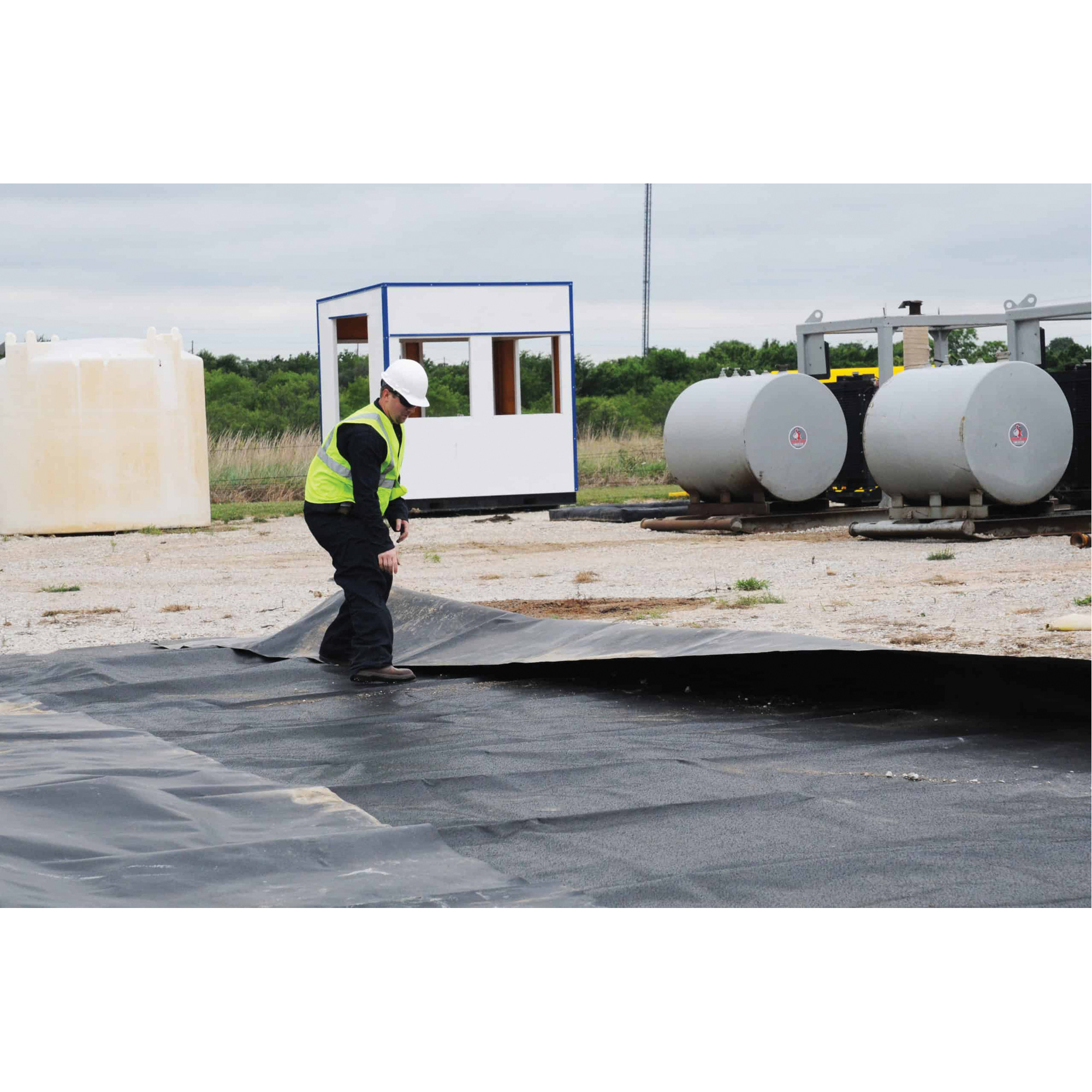 Doublure de mur de confinement 24' x 64' Ultra-Containment WallMD M2Liner