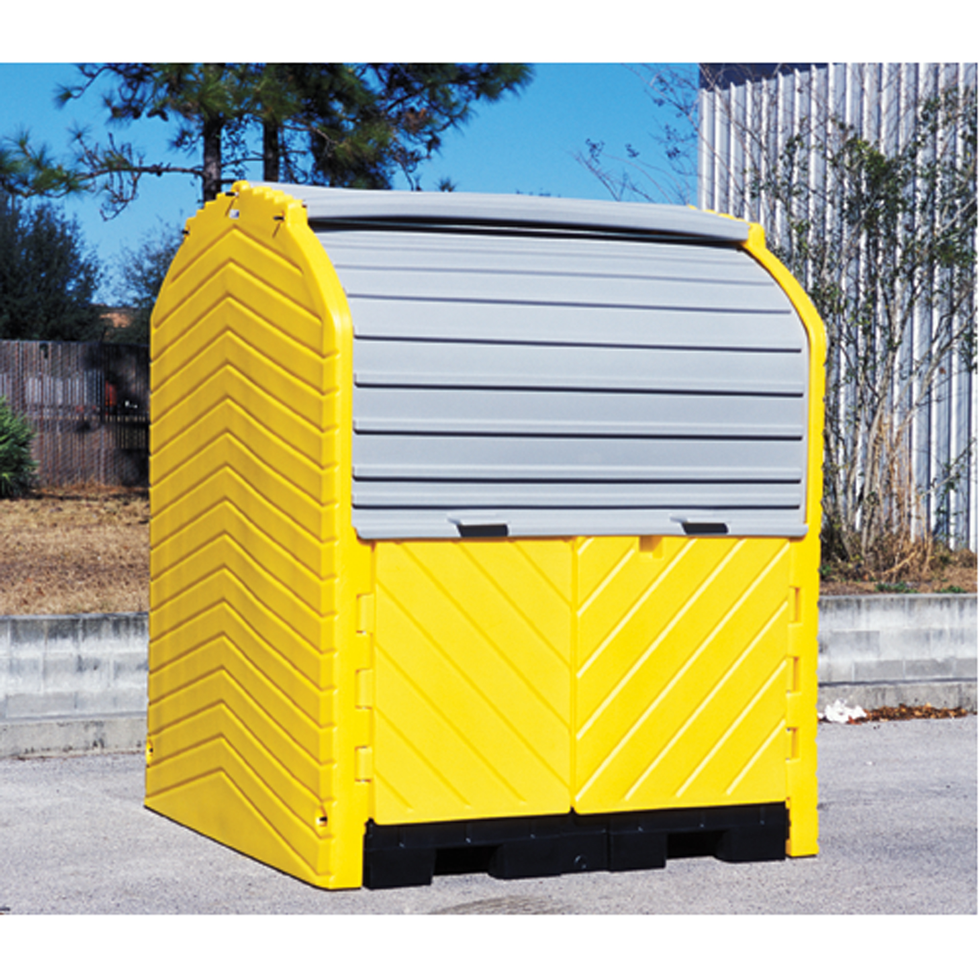 Ultra-Hard Top PlusMD pour quatre barils , 66" lo x 64" la x 84" h, Capacité de charge 9000 lb
