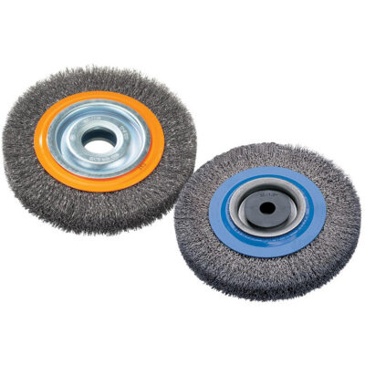 Brosses rotatives à fils torsadés d'établi, 10" dia., Fils 0,0118", Arbre 5/8" - 1-1/4"