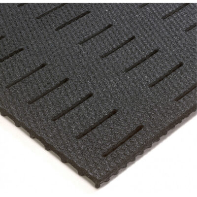 Tapis enduit d'abrasif Kushion Walk no 480, À fentes, 2' x 5' x 3/8", Noir, PVC
