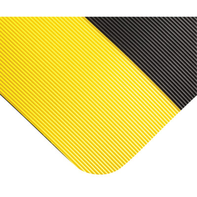 Tapis très robuste pour panneau de contrôle No 720, Ondulé, 3' x 75' x 5/8", Noir/Jaune, PVC