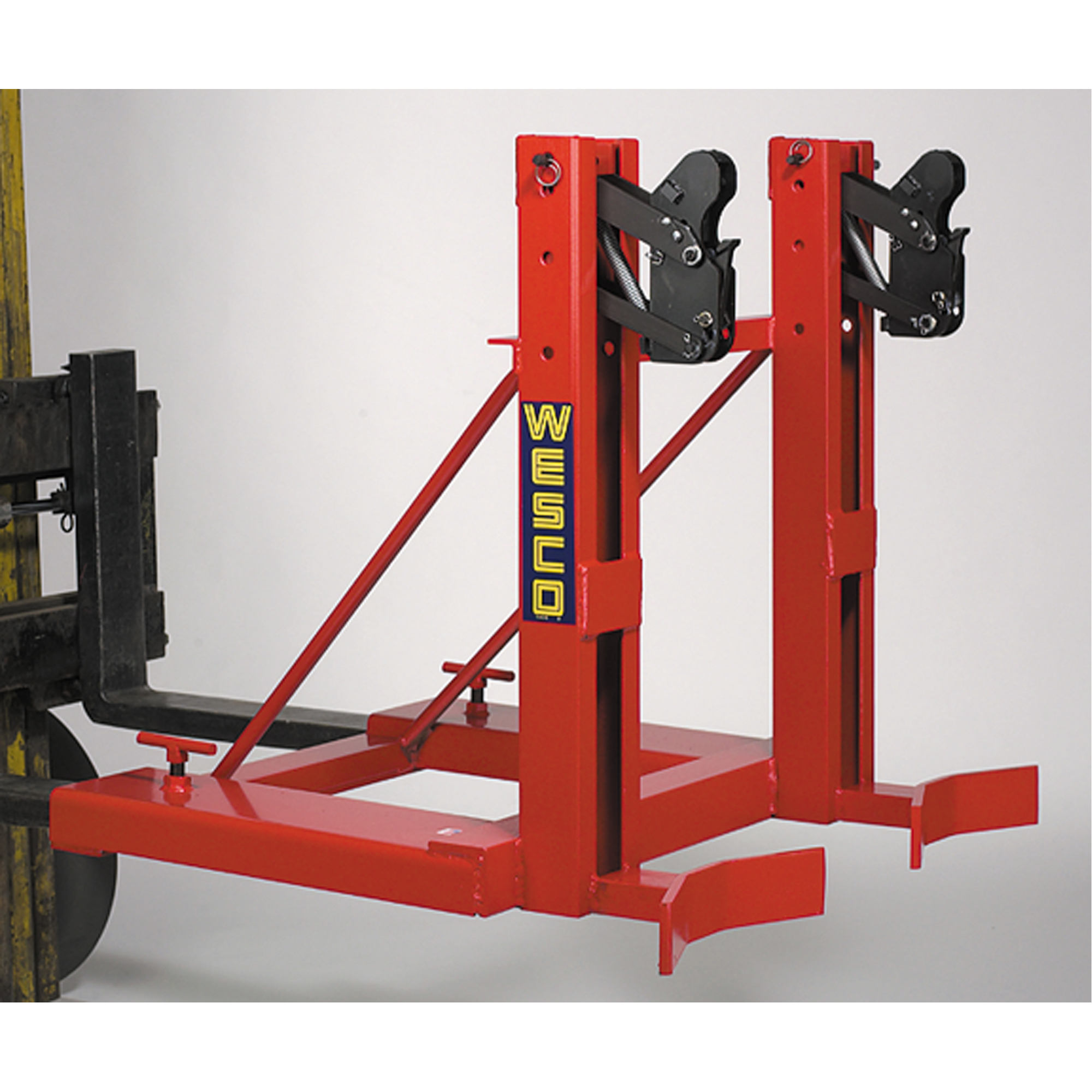 Manipulateurs de baril Gator GripMC pour chariot élévateur, Pour 30 gal. US (25 gal. imp.) / 50 gal. US (41.6 gal. imp.) / 80 gal. US (66.6 gal. imp.)